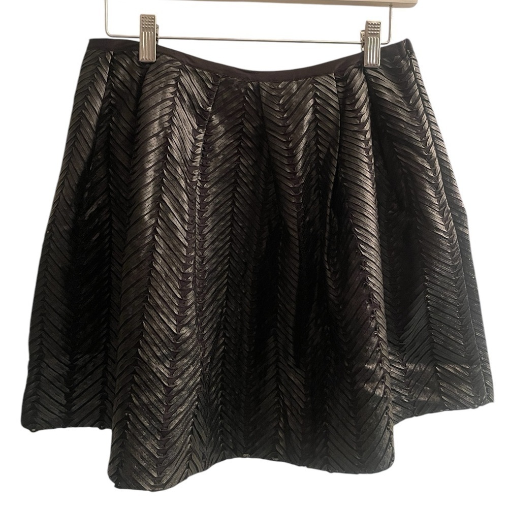 I. Madeline Black Textured Faux Leather Ribbon Mini Skirt Women’s L Flared - Picture 9 of 9
